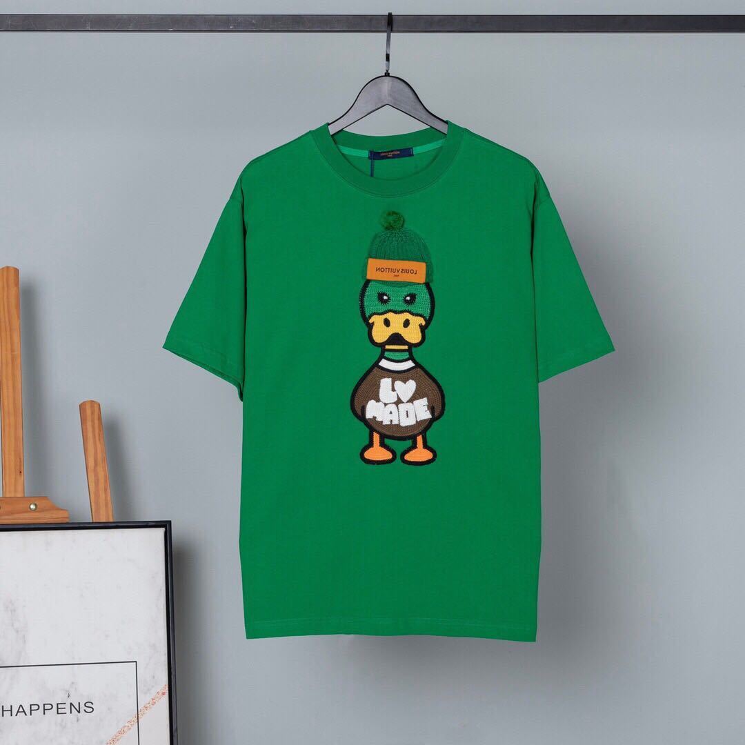 詳細な写真と価格については私に連絡してください。