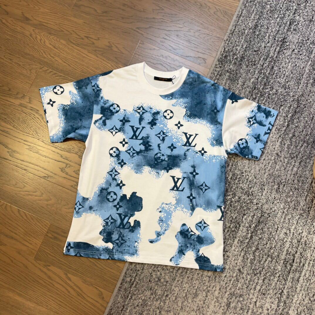 詳細な写真と価格については私に連絡してください。