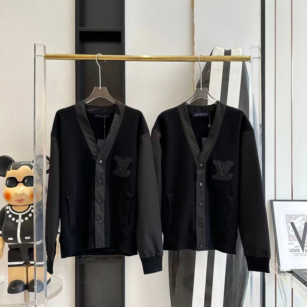 詳細な写真と価格については私に連絡してください。