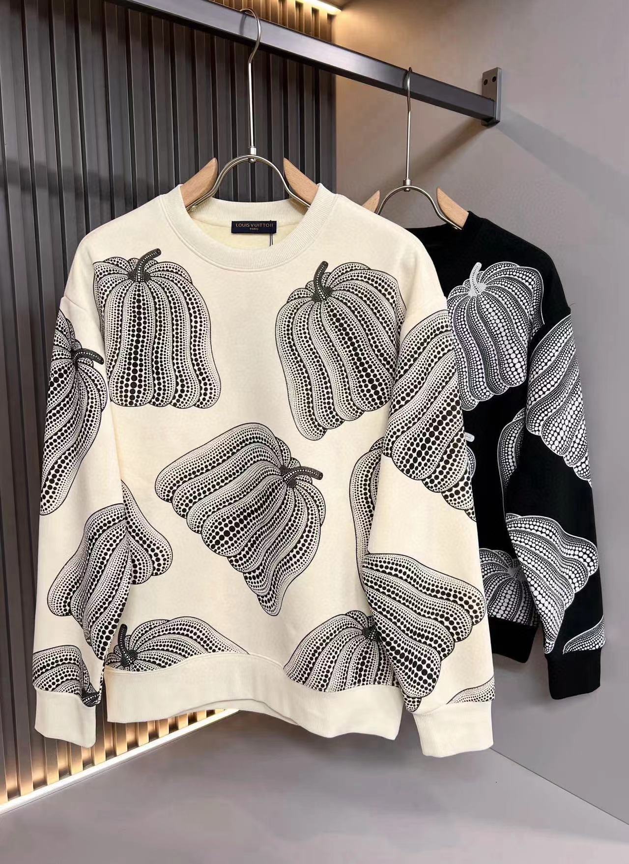 詳細な写真と価格については私に連絡してください。