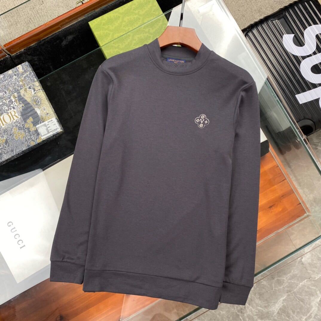 詳細な写真と価格については私に連絡してください。