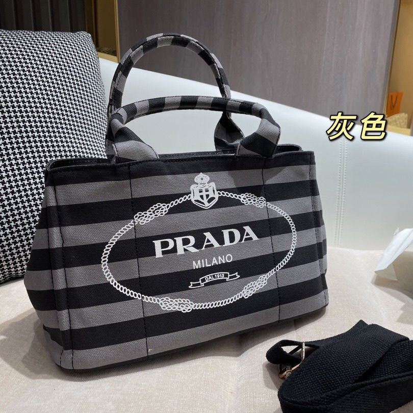 詳細な写真と価格については私に連絡してください。