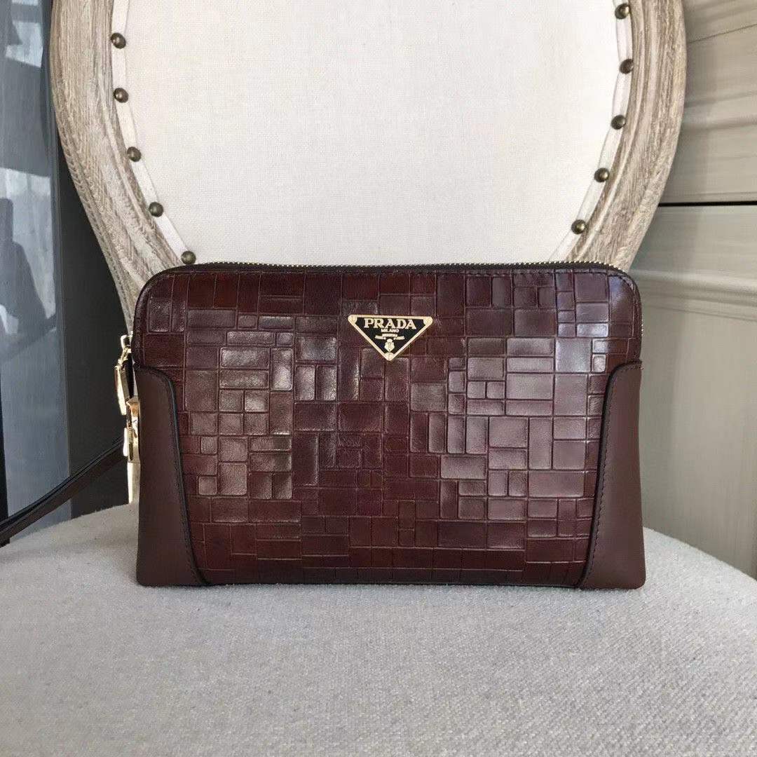 詳細な写真と価格については私に連絡してください。