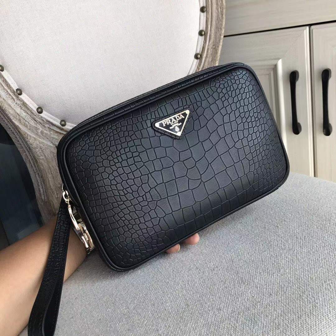 詳細な写真と価格については私に連絡してください。