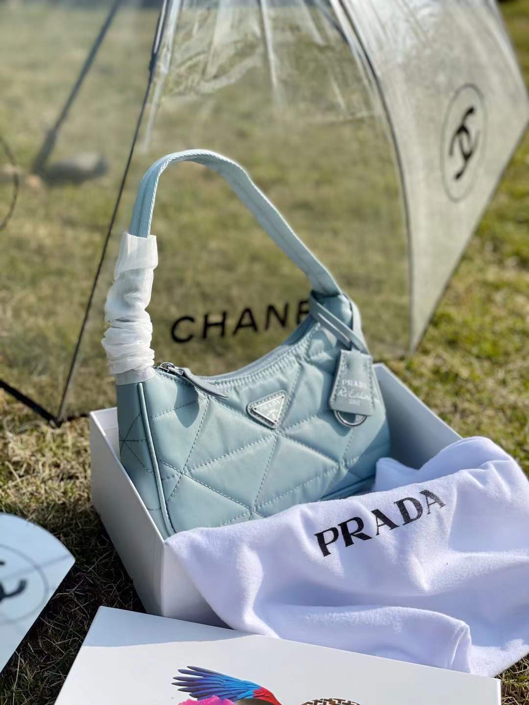 詳細な写真と価格については私に連絡してください。