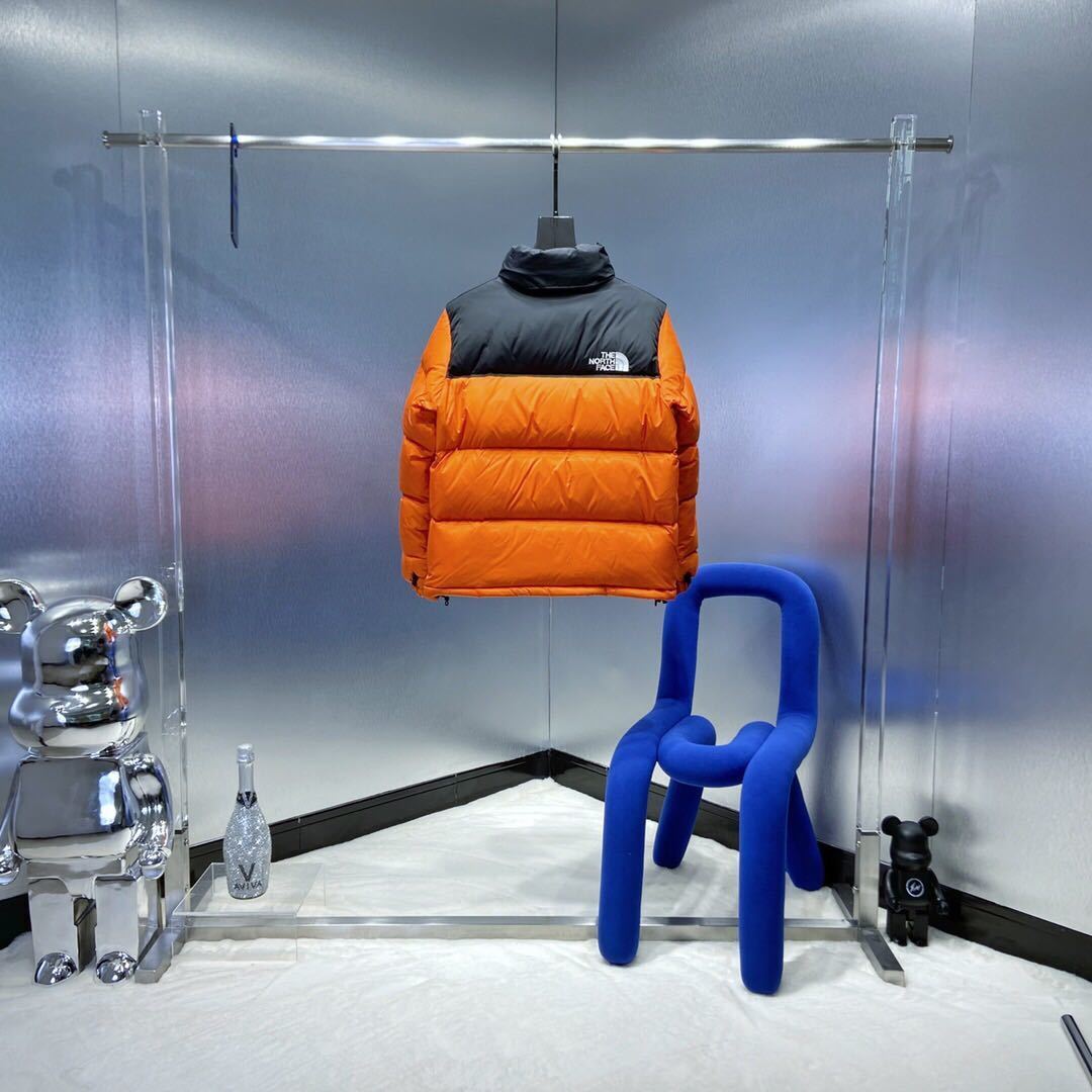 詳細な写真と価格については私に連絡してください