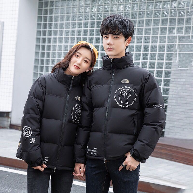 詳細な写真と価格については私に連絡してください