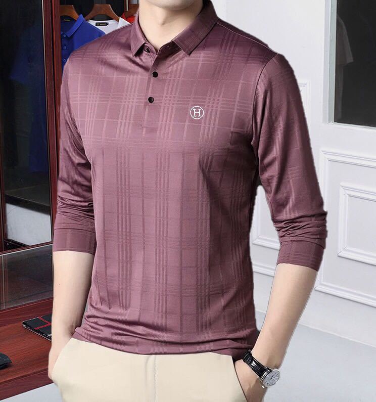 詳細な画像と価格を見て連絡する必要があります。