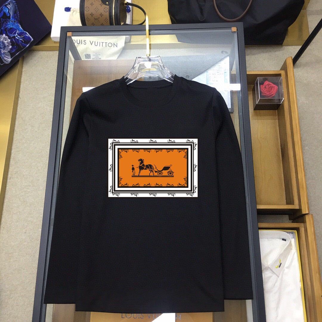 詳細な画像と価格を見て連絡する必要があります。