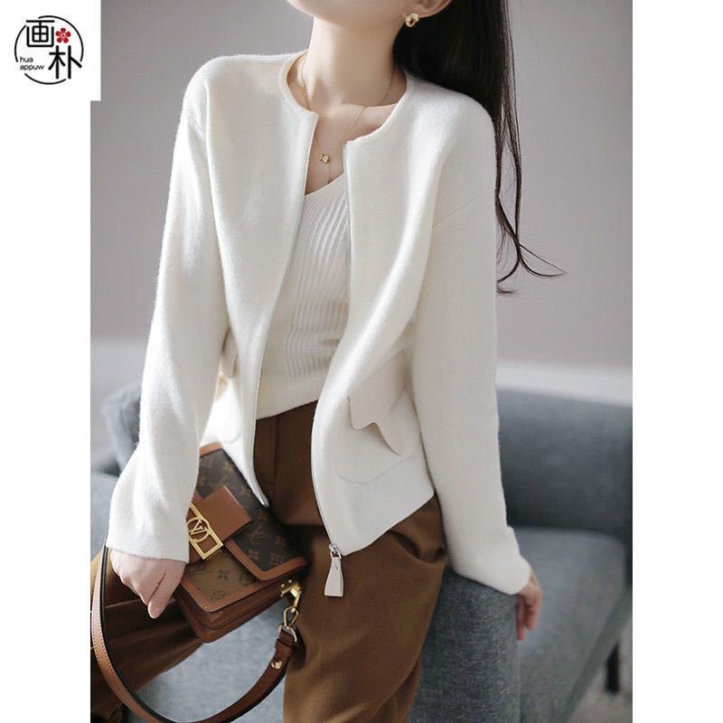 詳細な画像と価格を見て連絡する必要があります。