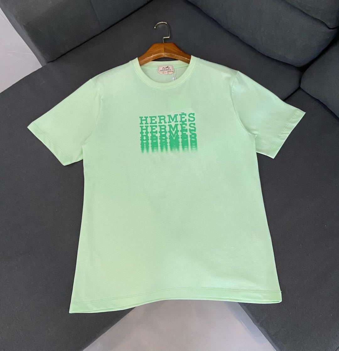 詳細な画像と価格を見て連絡する必要があります。