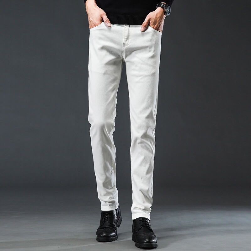 詳細な画像と価格を見て連絡する必要があります。