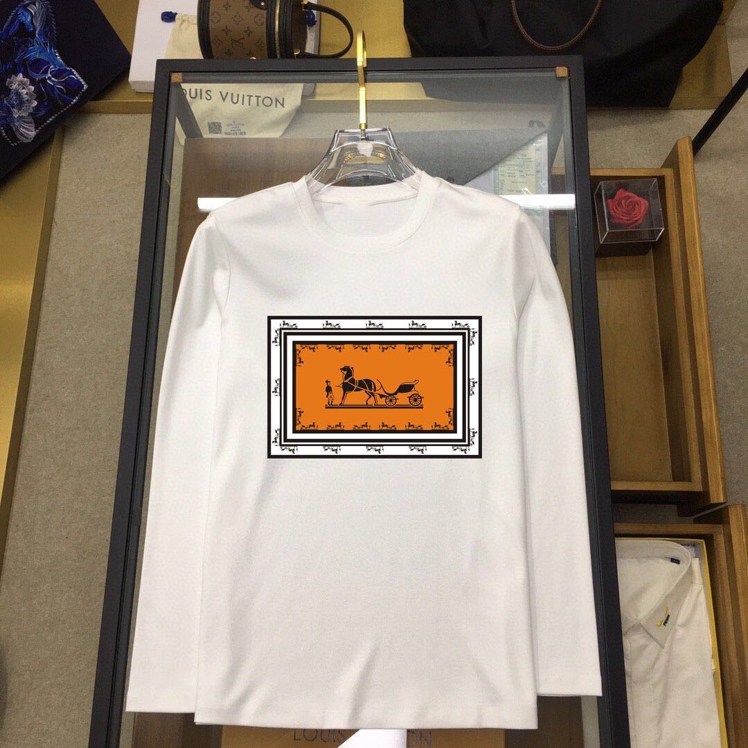 詳細な画像と価格を見て連絡する必要があります。