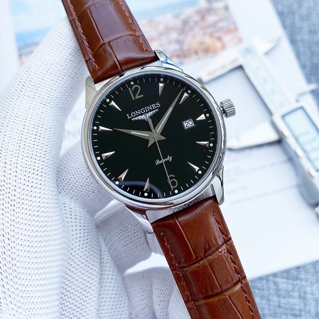 詳細な写真と価格については私に連絡してください。