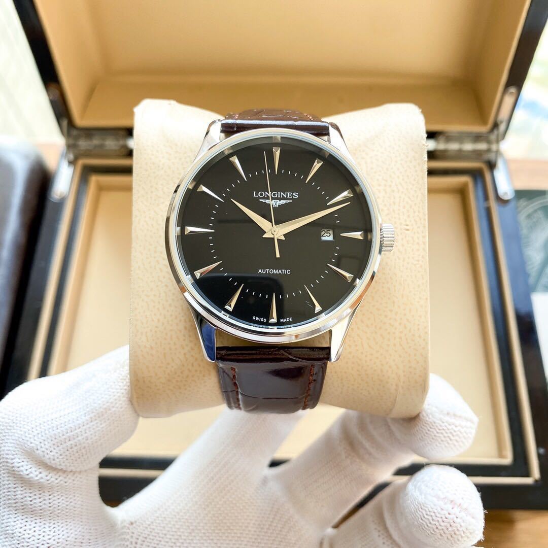 詳細な写真と価格については私に連絡してください。