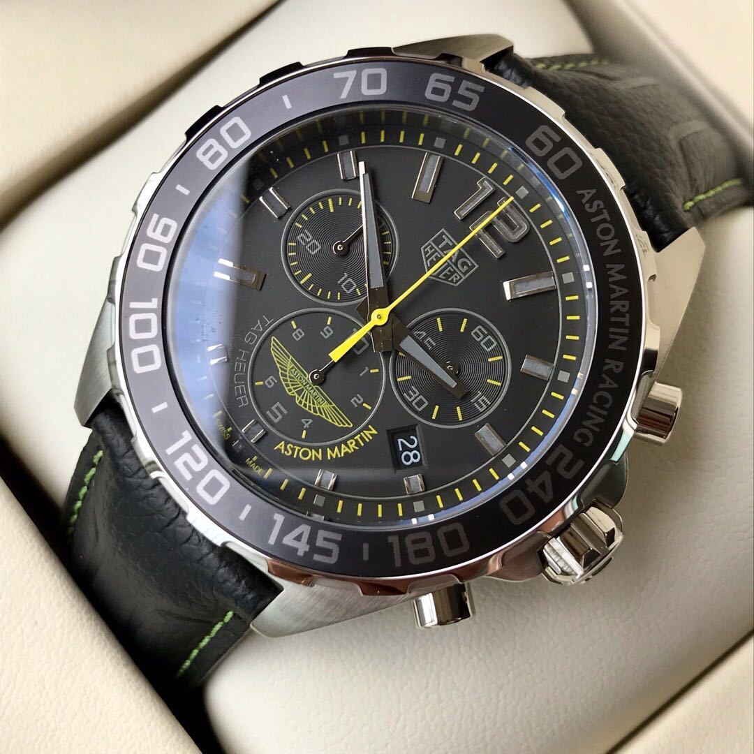 詳細な写真と価格については私に連絡してください。