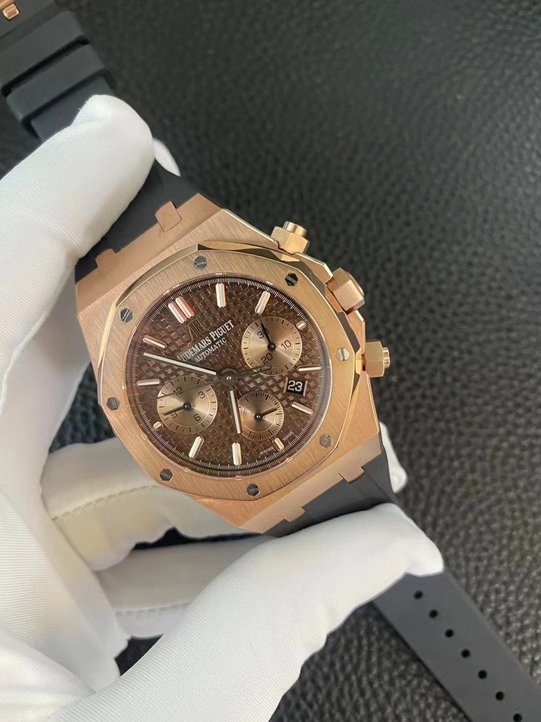 詳細な画像と価格は私に連絡してください