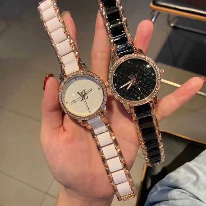 詳細な写真と価格については私に連絡してください。