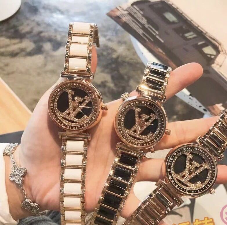 詳細な写真と価格については私に連絡してください。