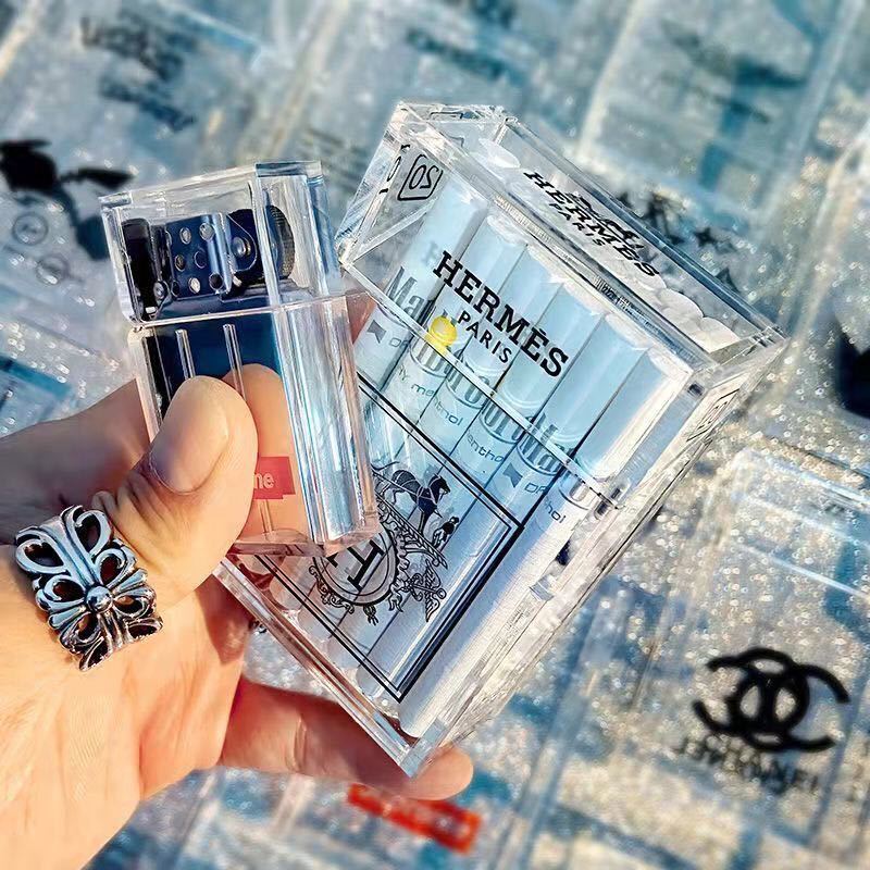 詳細な写真と価格については私に連絡してください