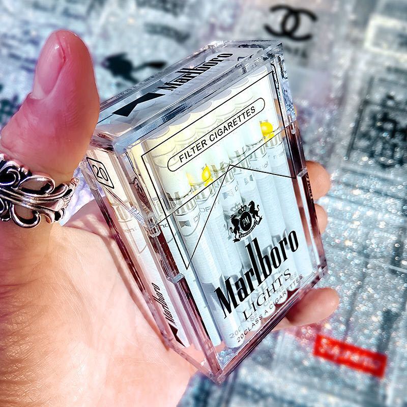 詳細な写真と価格については私に連絡してください