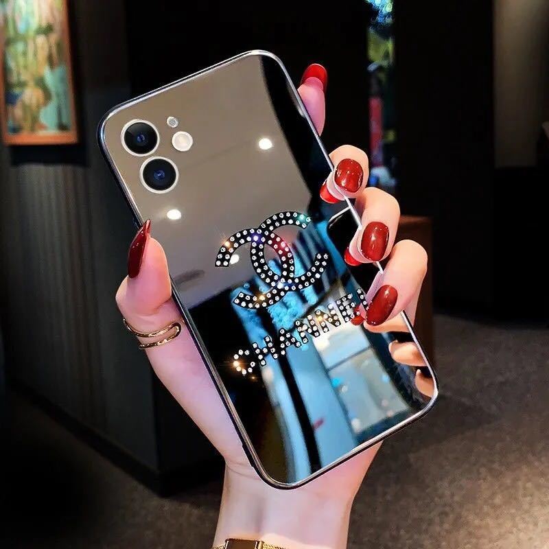 詳細な写真と価格については私に連絡してください。