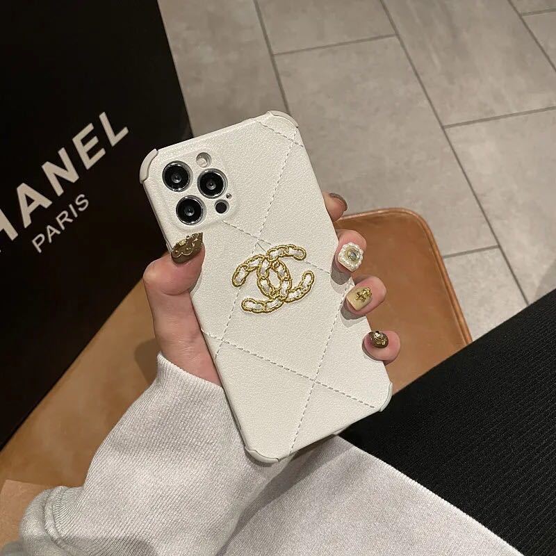 詳細な写真と価格については私に連絡してください。