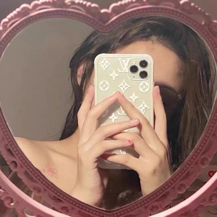 詳細な写真と価格については私に連絡してください。