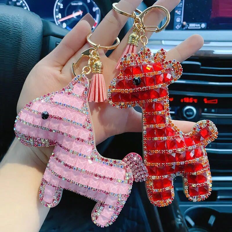 詳細な写真と価格については私に連絡してください。