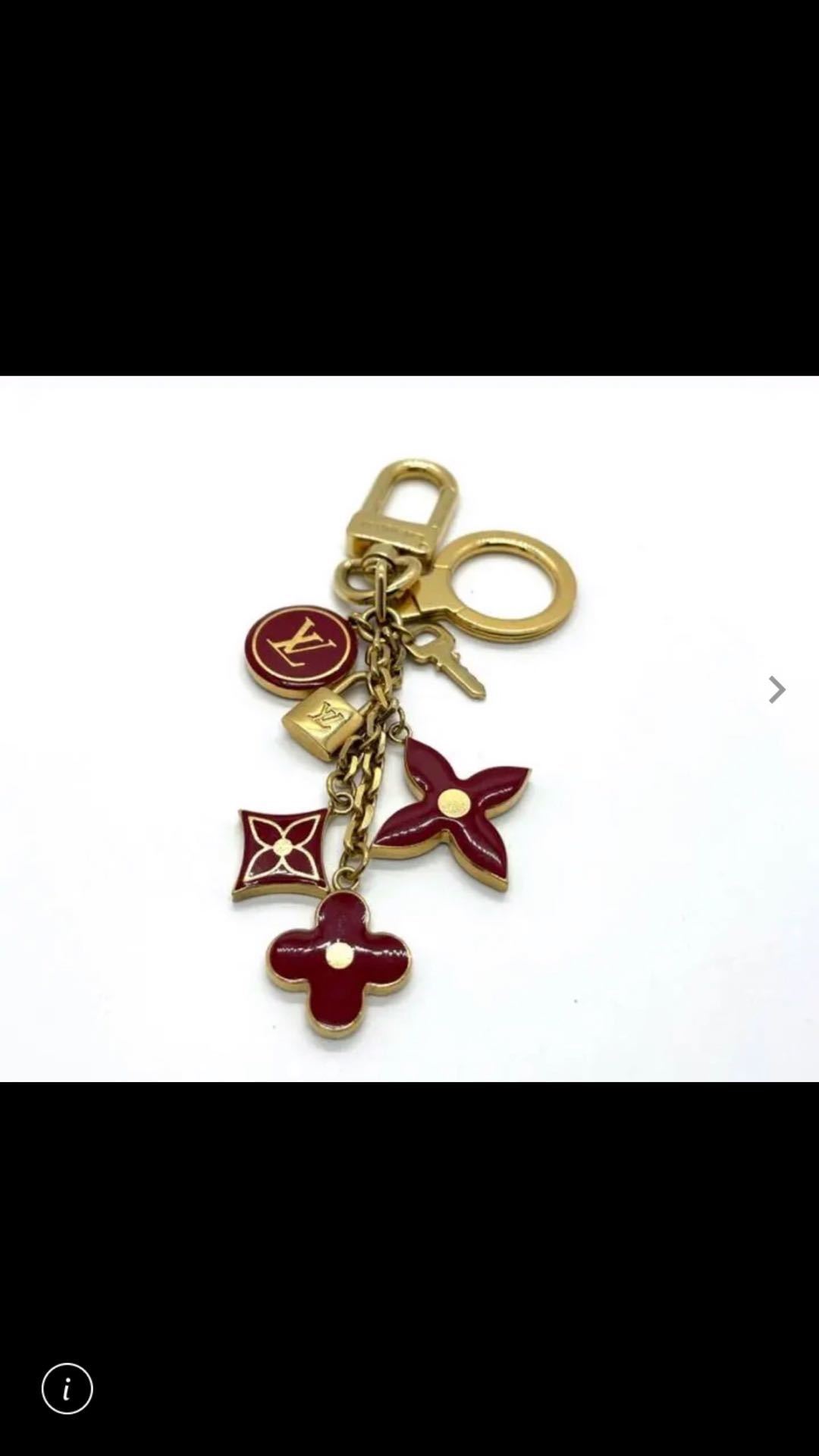 詳細な写真と価格については私に連絡してください。