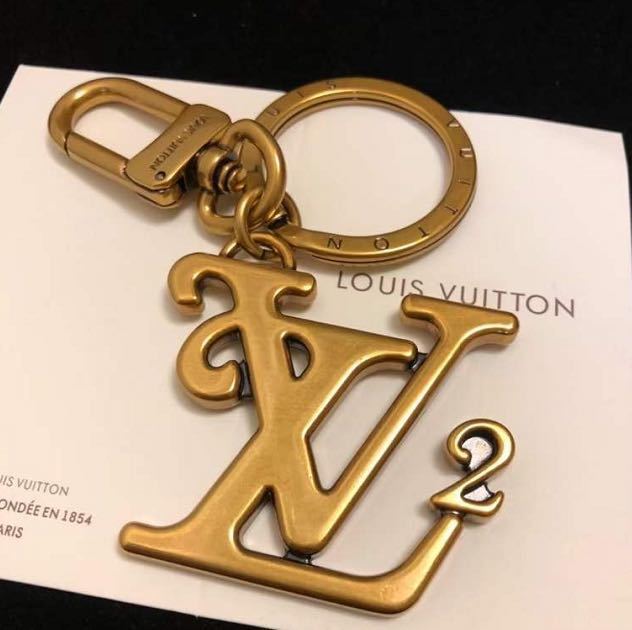 詳細な写真と価格については私に連絡してください。