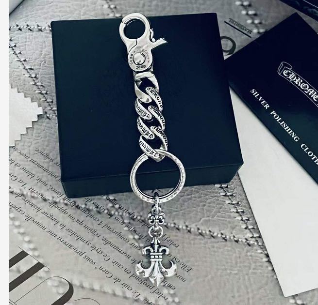 詳細な写真と価格については私に連絡してください。