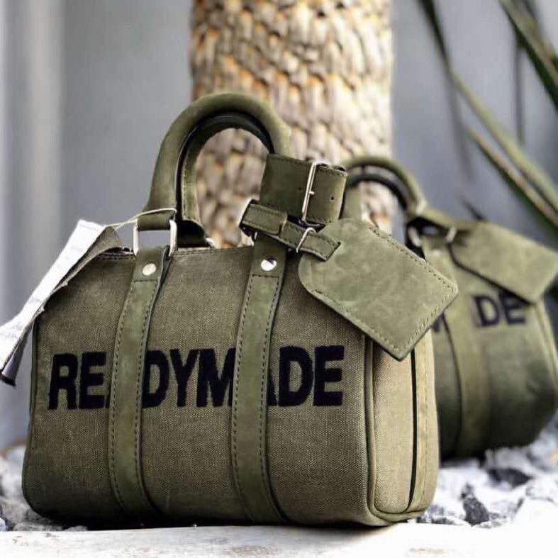 詳細な写真と価格については私に連絡してください。