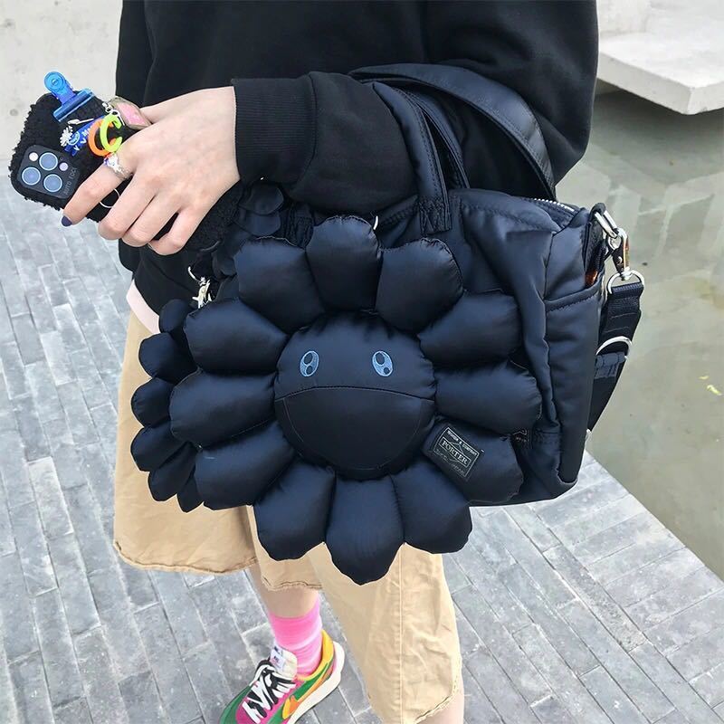 詳細な写真と価格については私に連絡してください。