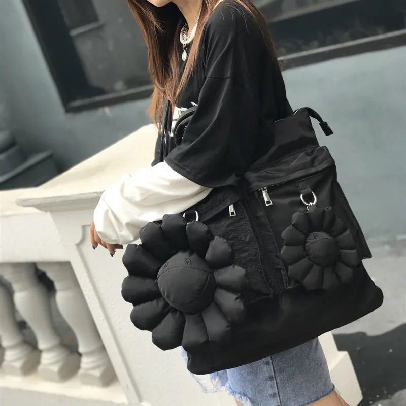 詳細な写真と価格については私に連絡してください。