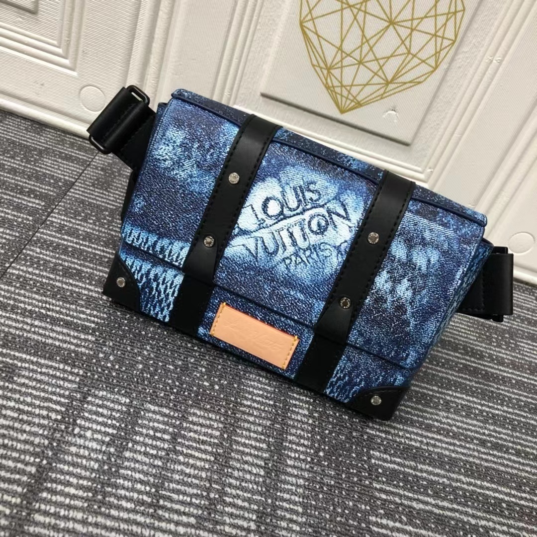 詳細な写真と価格については私に連絡してください