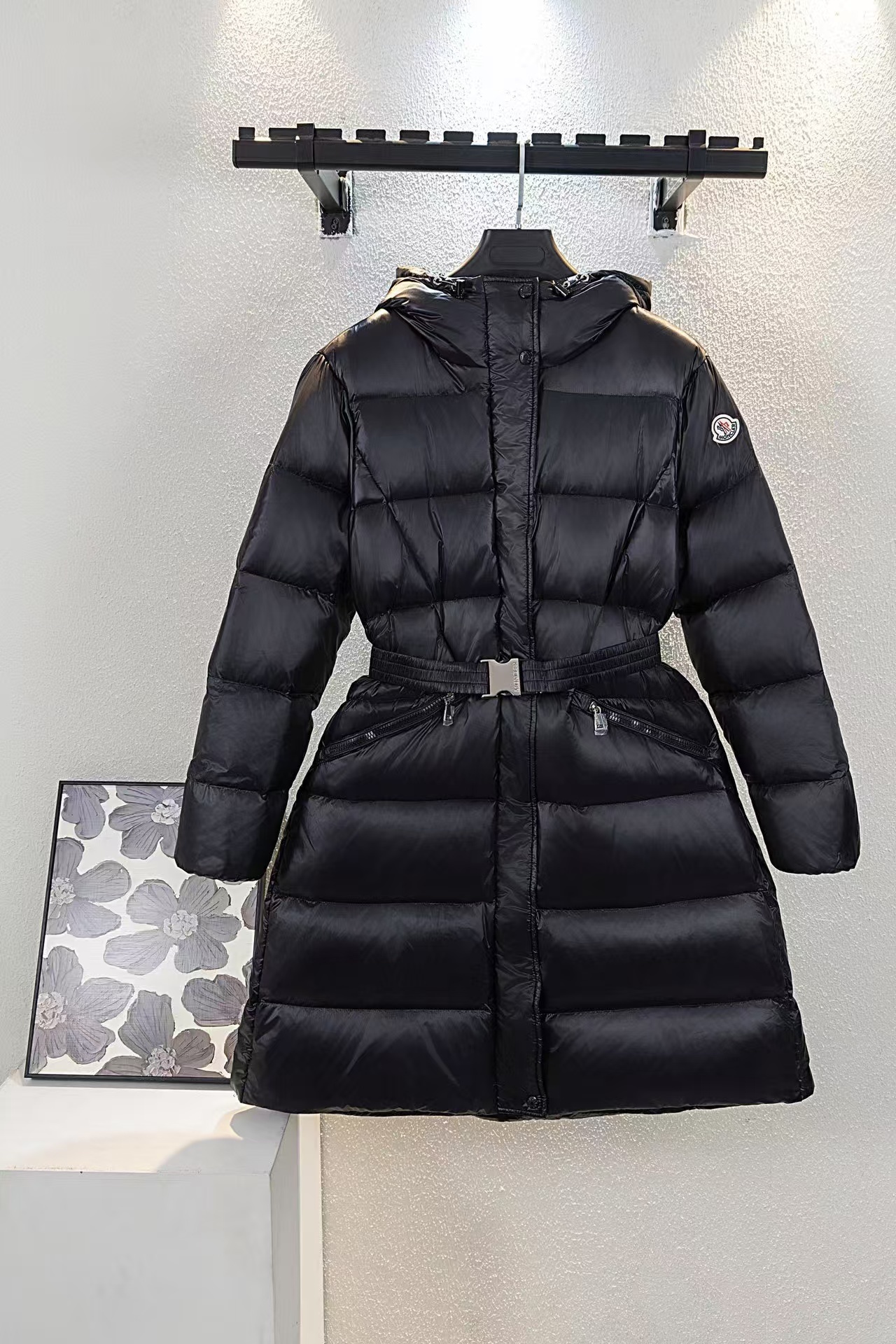 詳細な写真と価格については私に連絡してください。