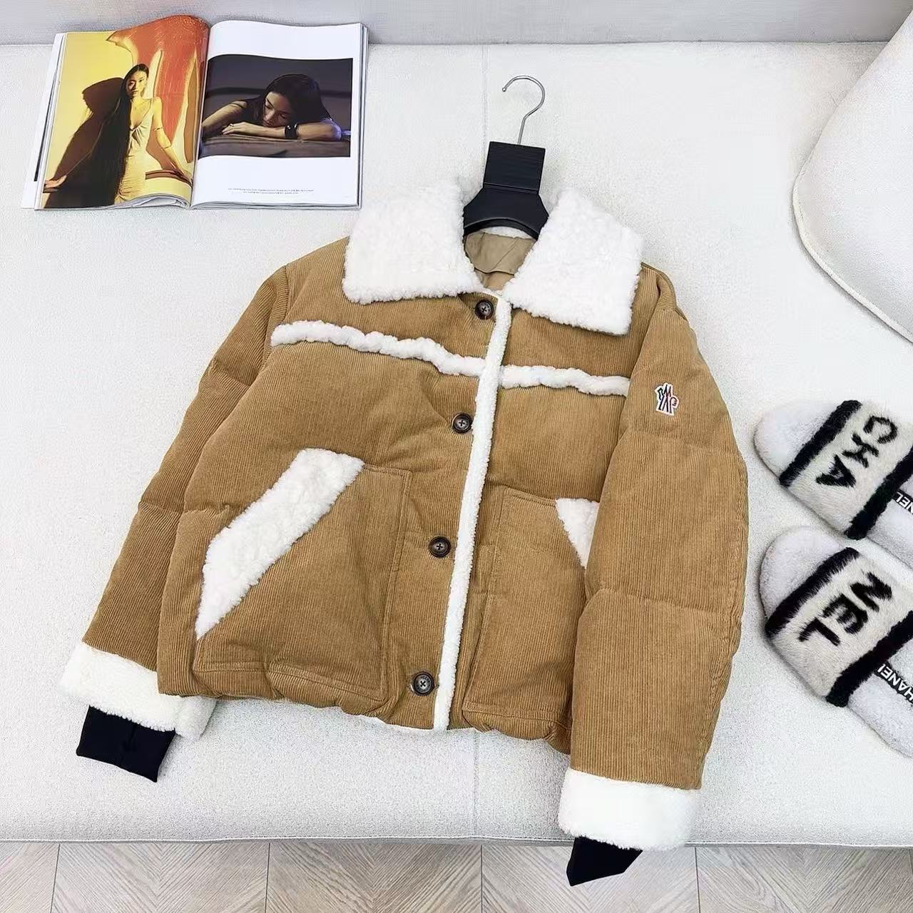 詳細な写真と価格については私に連絡してください。