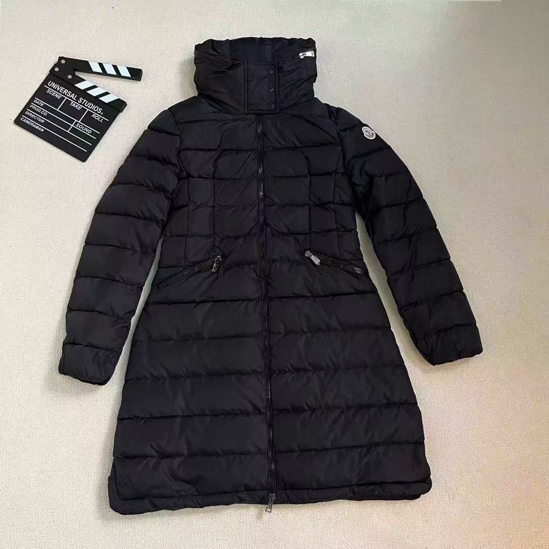 詳細な写真と価格については私に連絡してください。