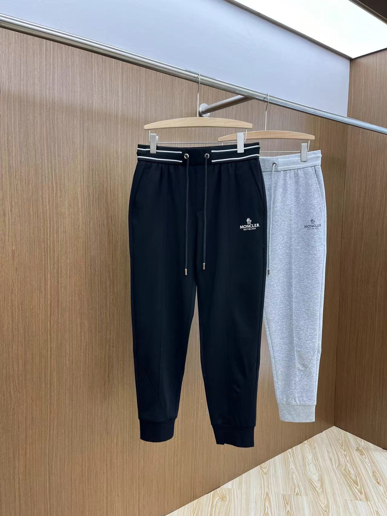 詳細な写真と価格については私に連絡してください