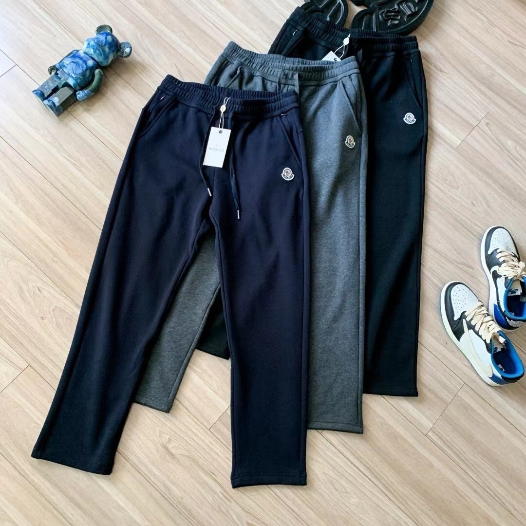 詳細な写真と価格については私に連絡してください