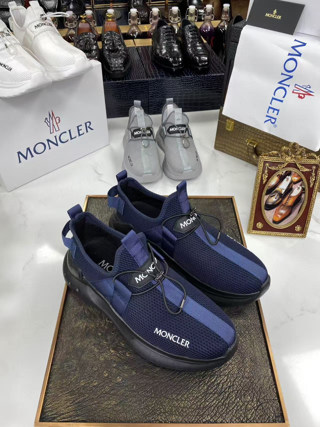 製品の詳細画像と価格はご連絡ください