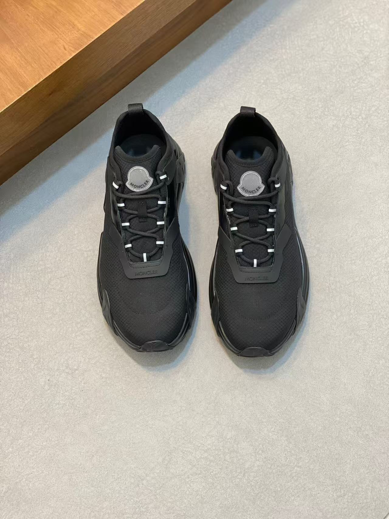 製品の詳細画像と価格はご連絡ください