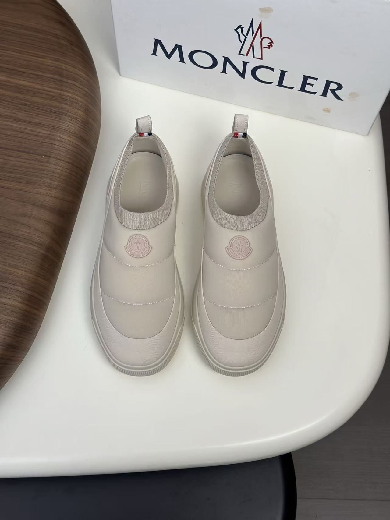 製品の詳細画像と価格はご連絡ください