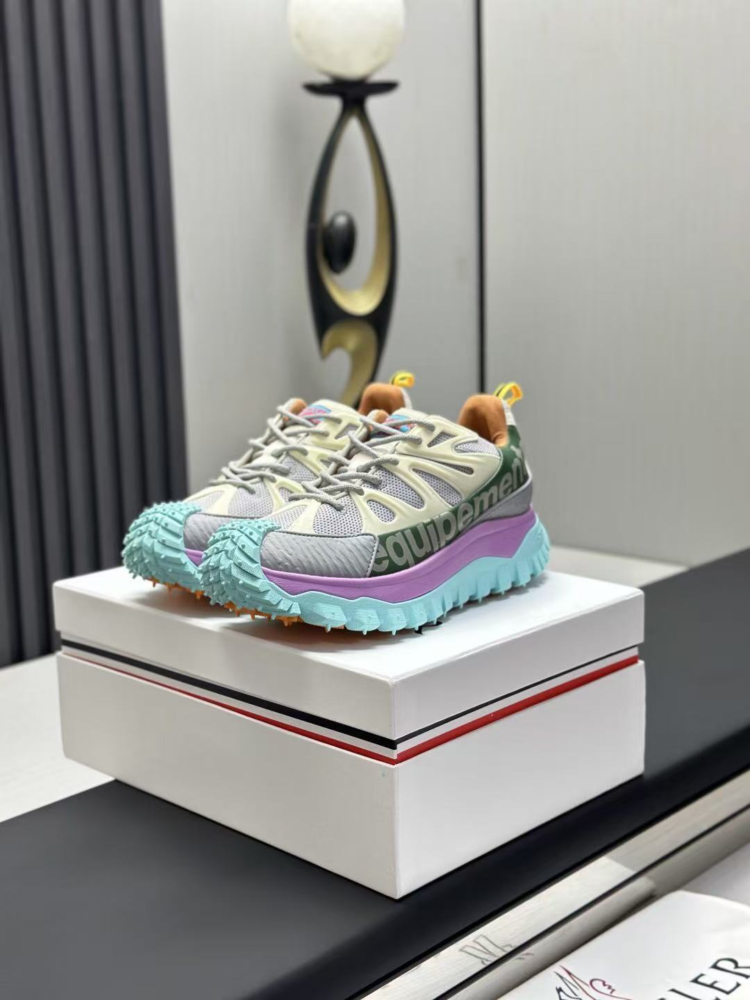 製品の詳細画像と価格はご連絡ください