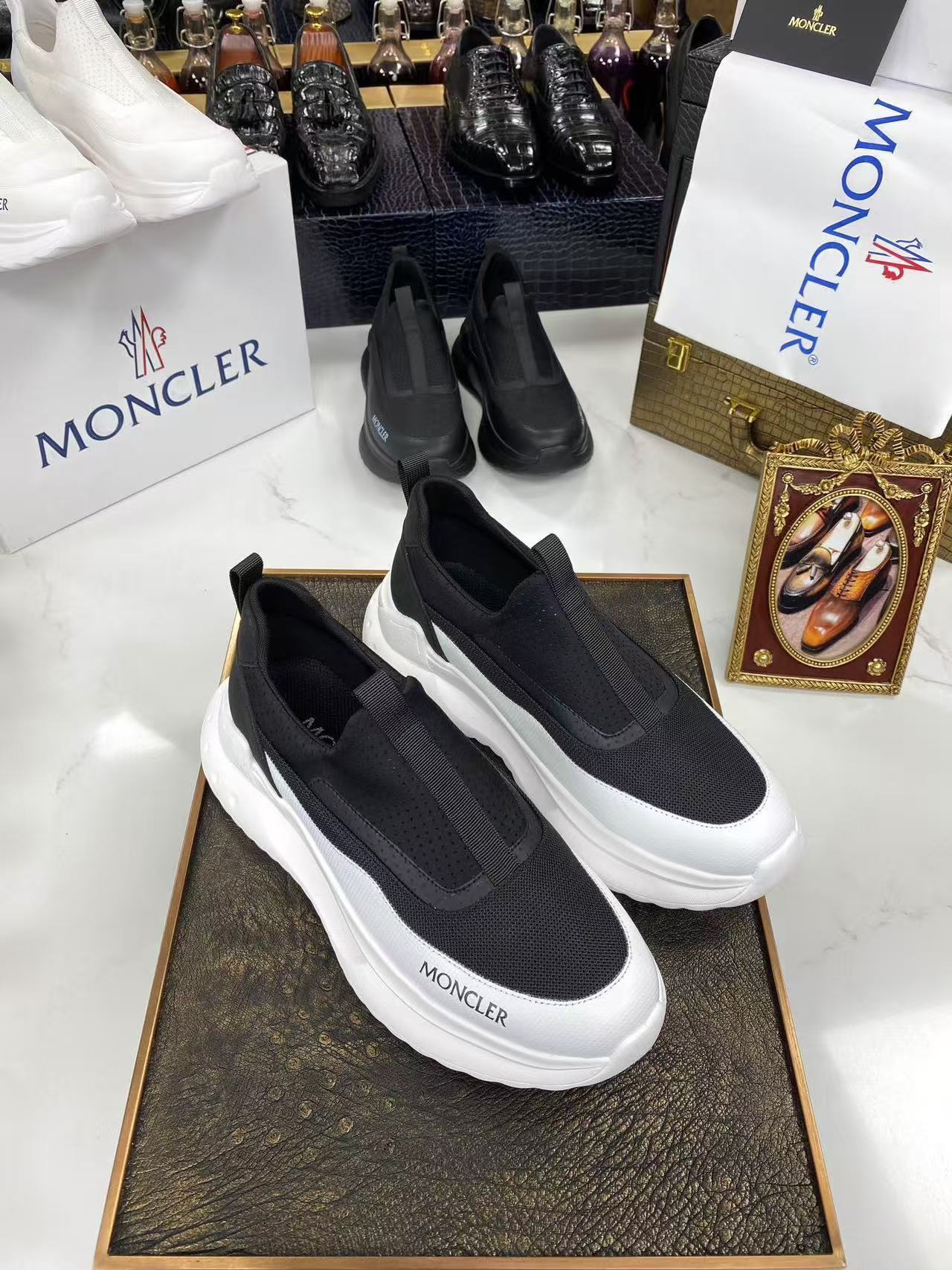 製品の詳細画像と価格はご連絡ください