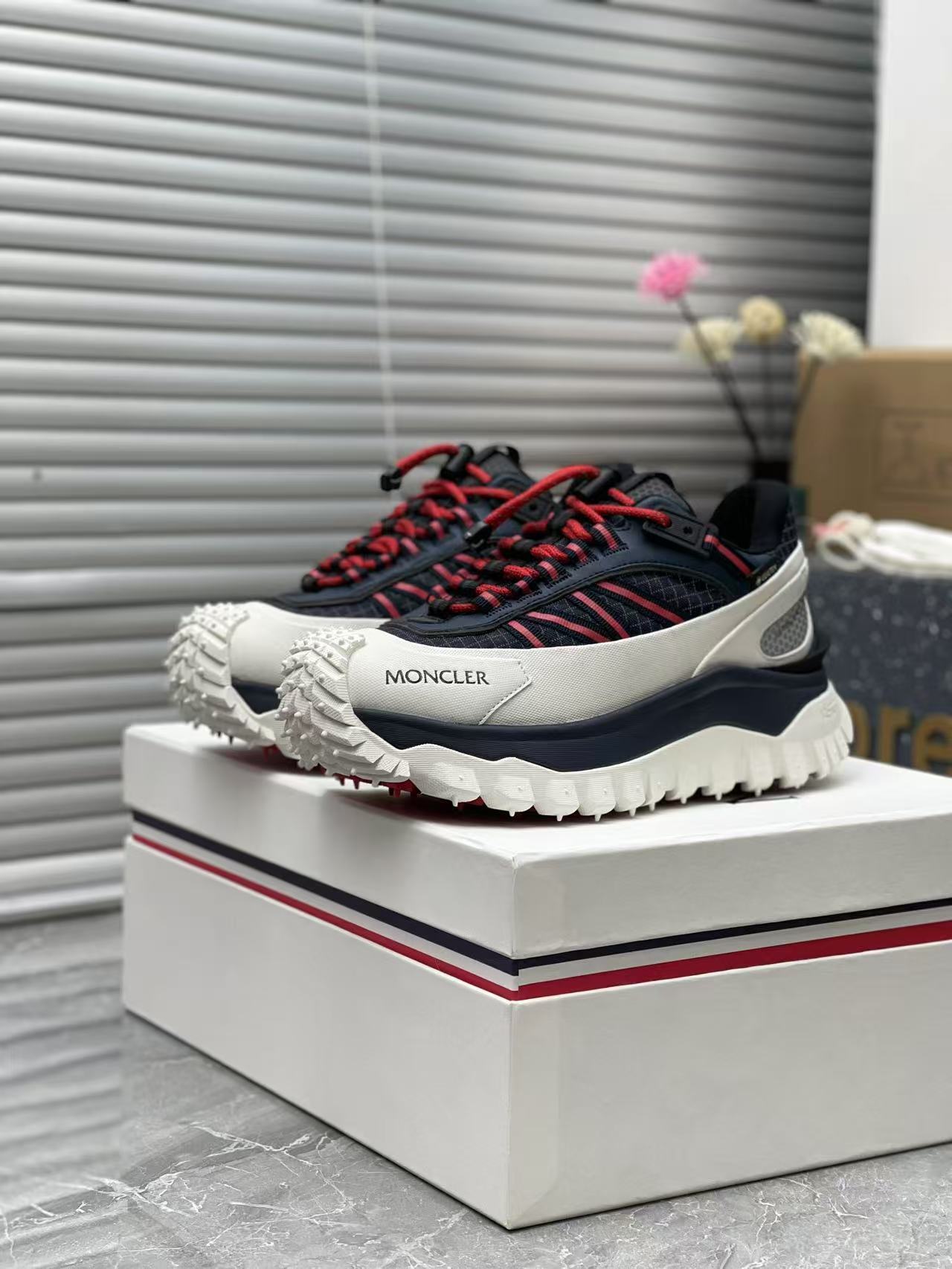 製品の詳細画像と価格はご連絡ください