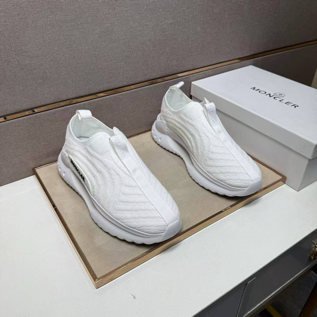 製品の詳細画像と価格はご連絡ください