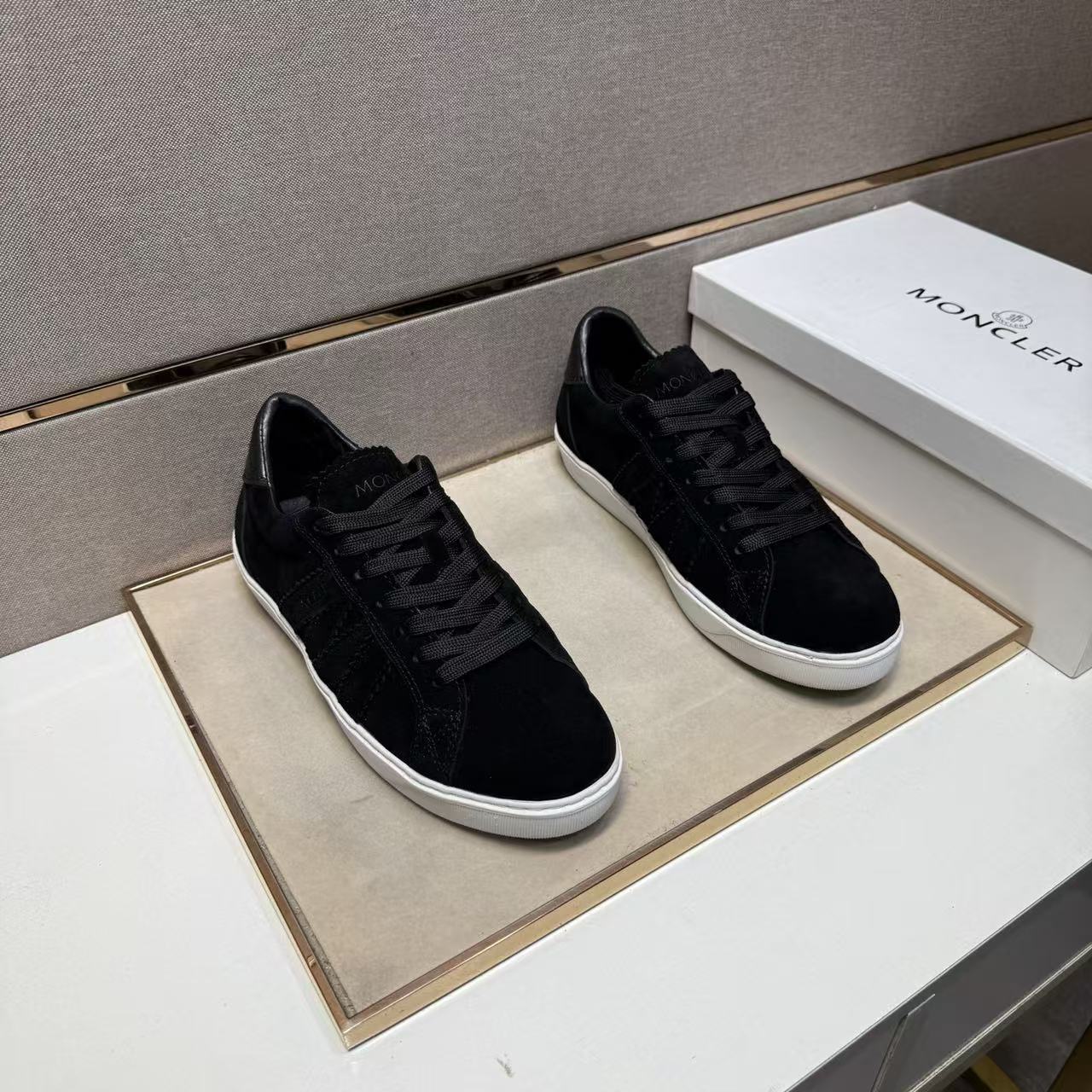 製品の詳細画像と価格はご連絡ください