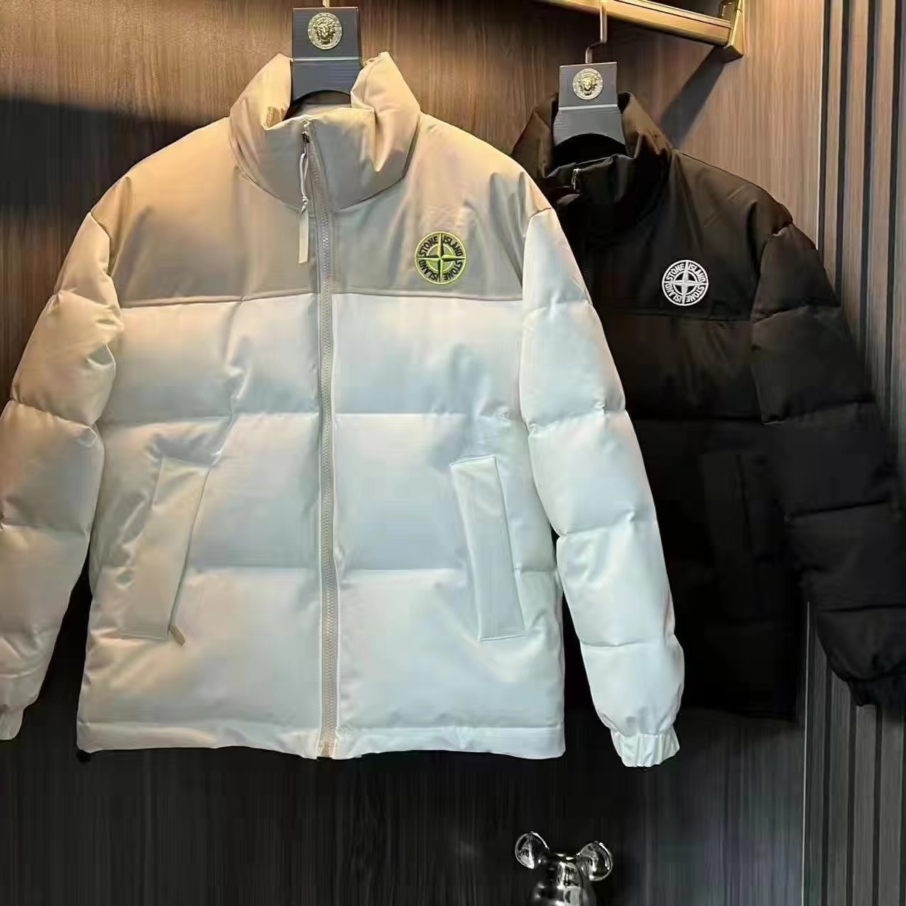 詳細な写真と価格については私に連絡してください。